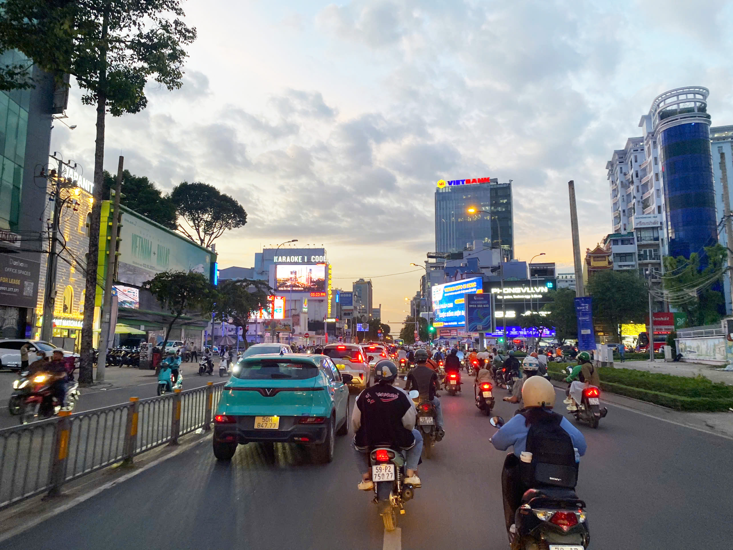 Màn hình LED (DOOH)
